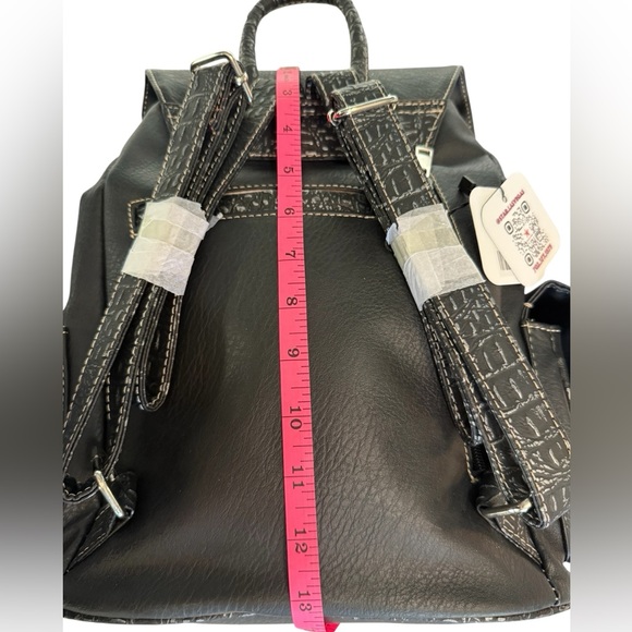 NWT CONCEALED CARRY EMBROIDERED SUGARSKULL BACKPACK IN BLACK VEGAN LEATHER - Picture 7 of 11